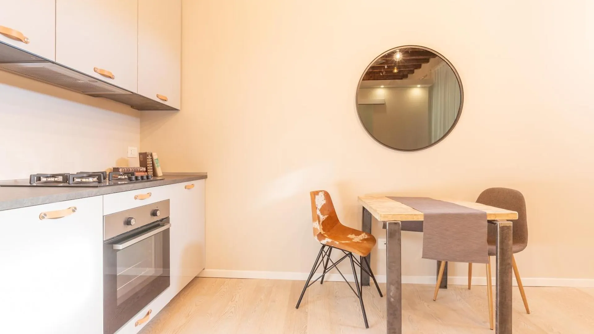 Apartment Mo22 Loreto- Duomo- Chic - Luxury - Boho Milan