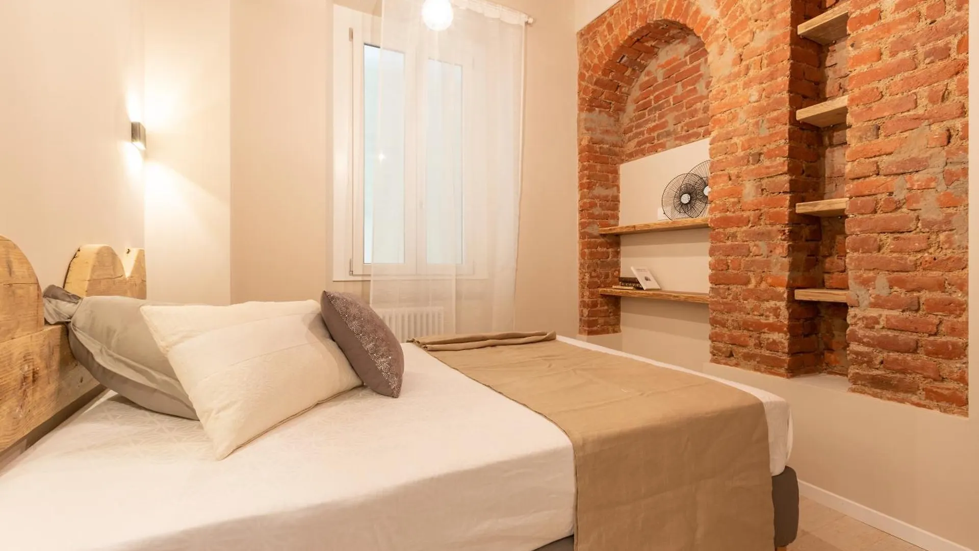 Mo22 Loreto- Duomo- Chic - Luxury - Boho Milan
